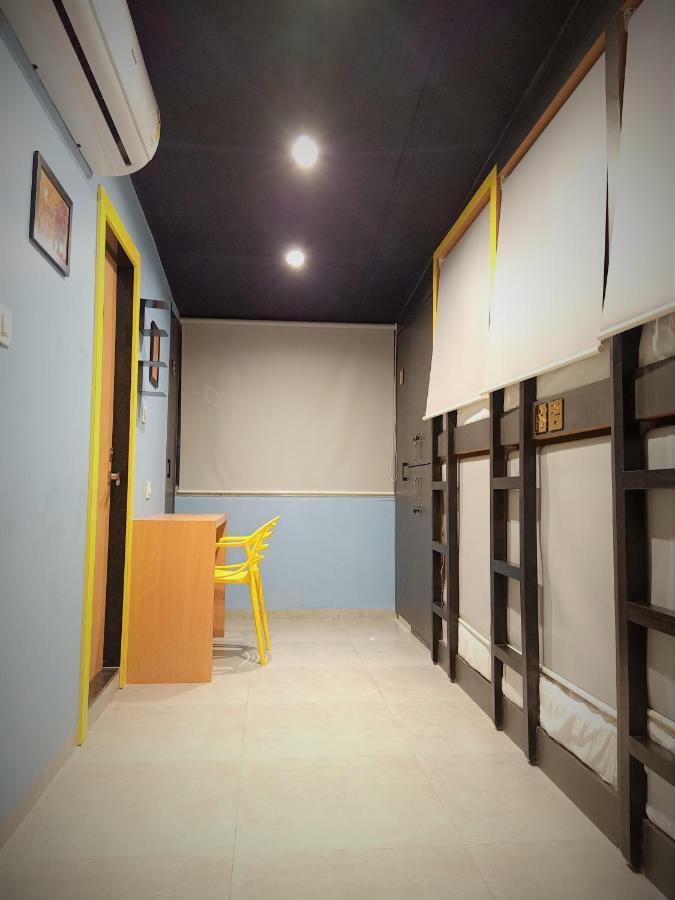 Stay Villa Hostel For Male And Female مومباي المظهر الخارجي الصورة
